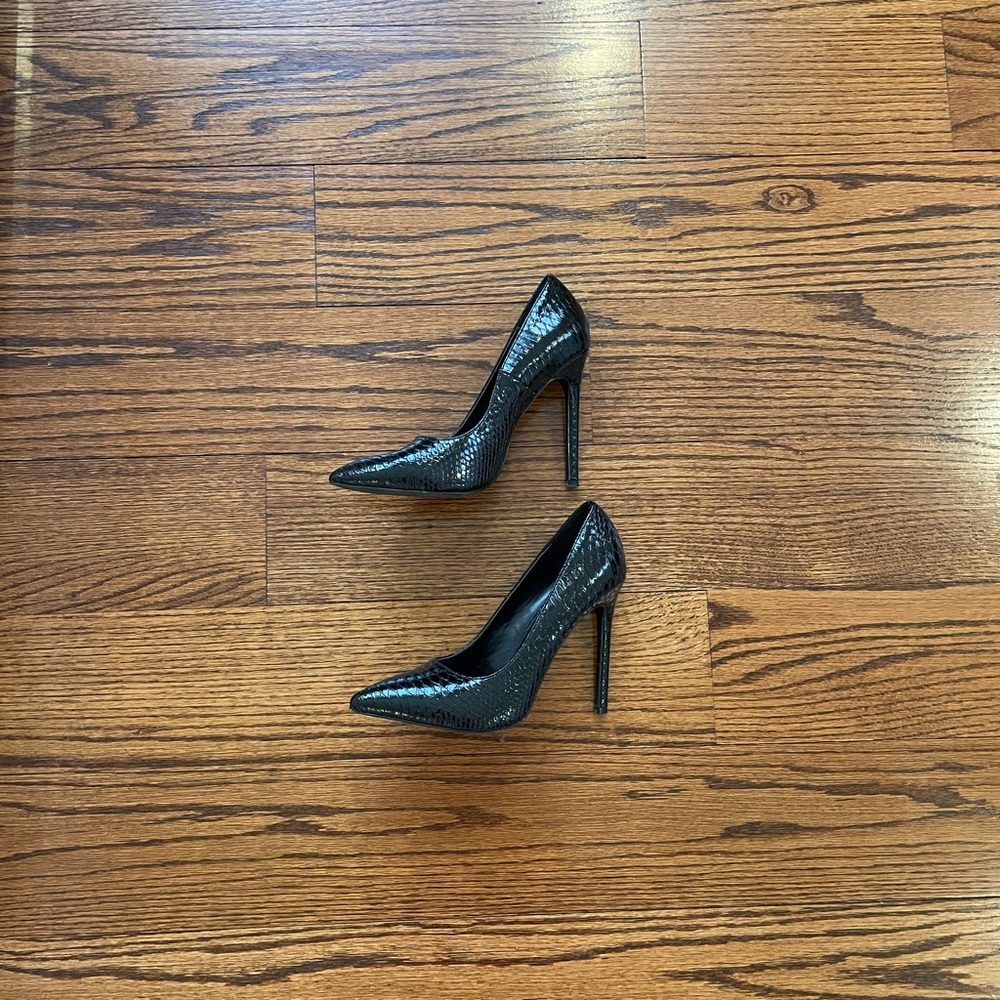 FASHION NOVA | Black PU Leather Crocodile Print Heels